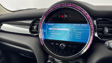 MINI Hatchback 1.5 Cooper Classic Premium 3dr Petrol Hatchback